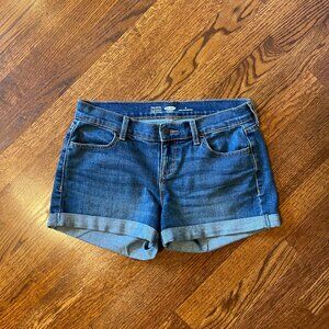 Old Navy Medium Wash Semi-Fitted Cuffed Denim Shorts - Size 2